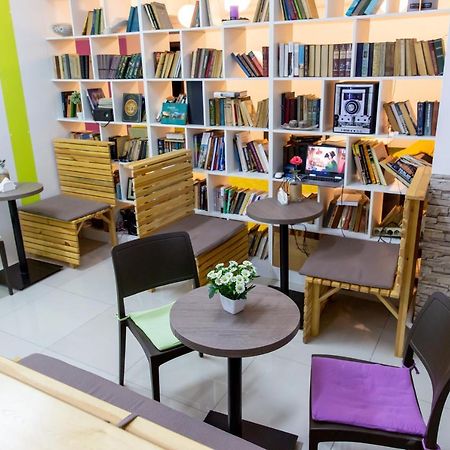 Хостел 689Capsulehotel&Coffee อัลมาตี ภายนอก รูปภาพ