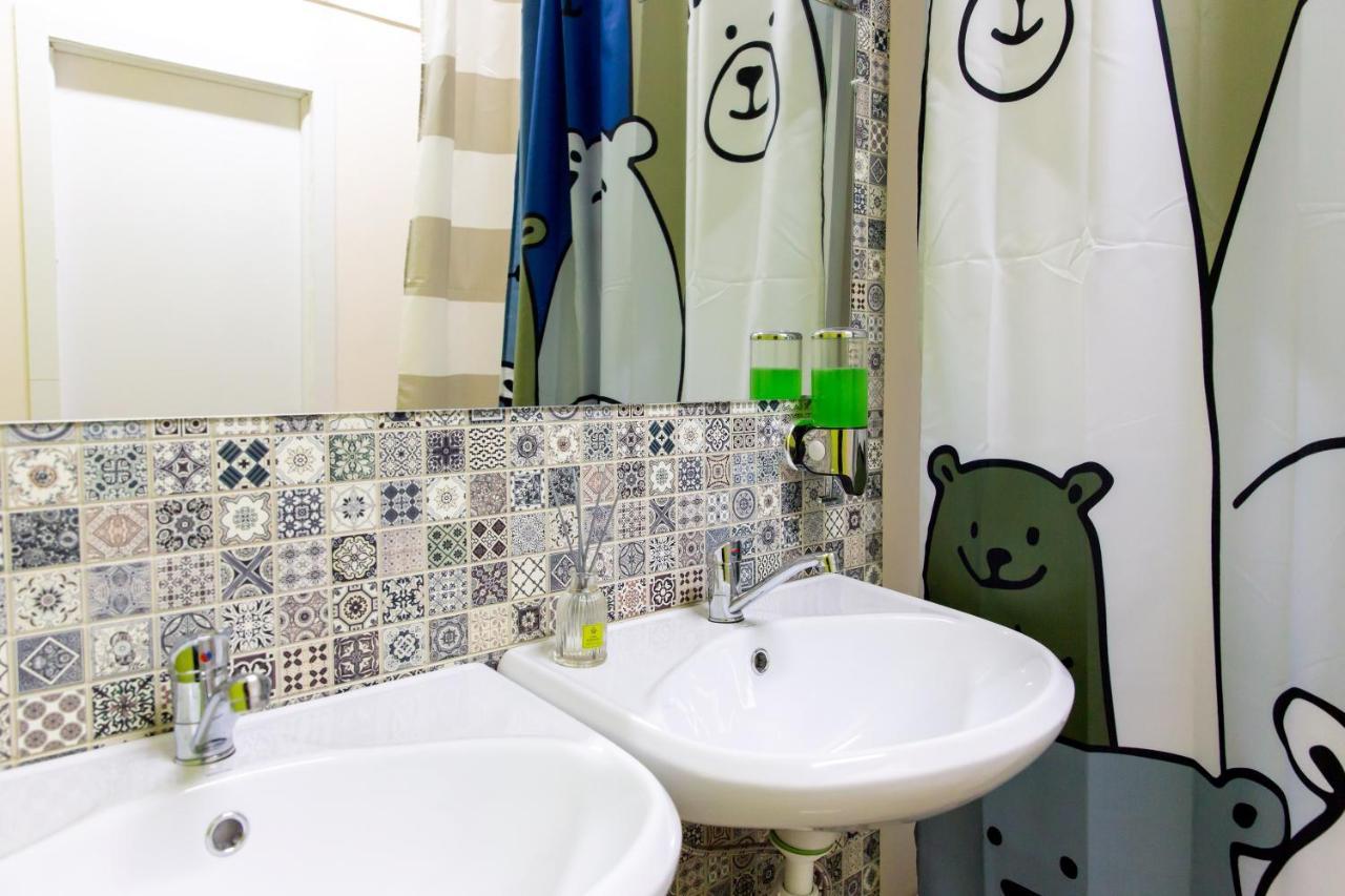 Хостел 689Capsulehotel&Coffee อัลมาตี ภายนอก รูปภาพ
