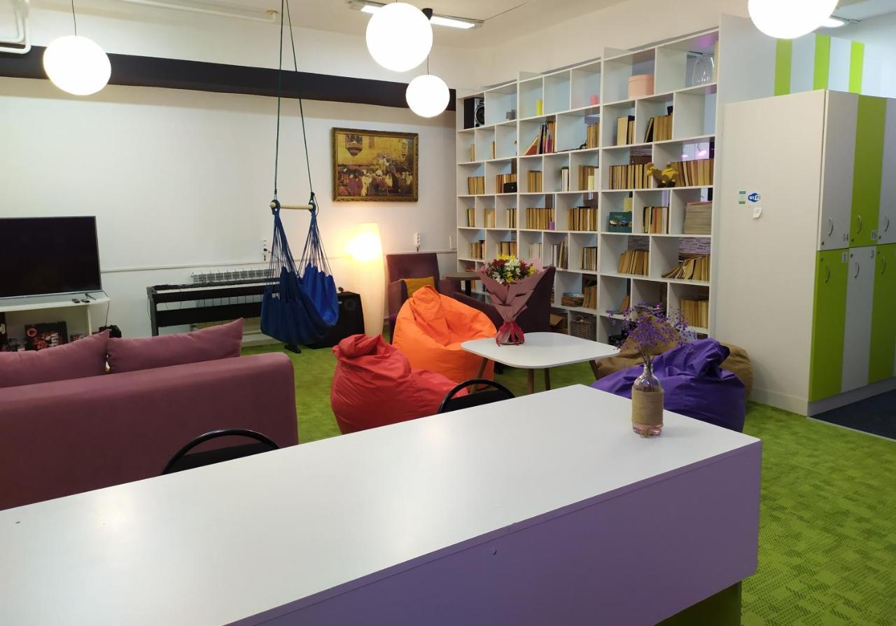 Хостел 689Capsulehotel&Coffee อัลมาตี ภายนอก รูปภาพ